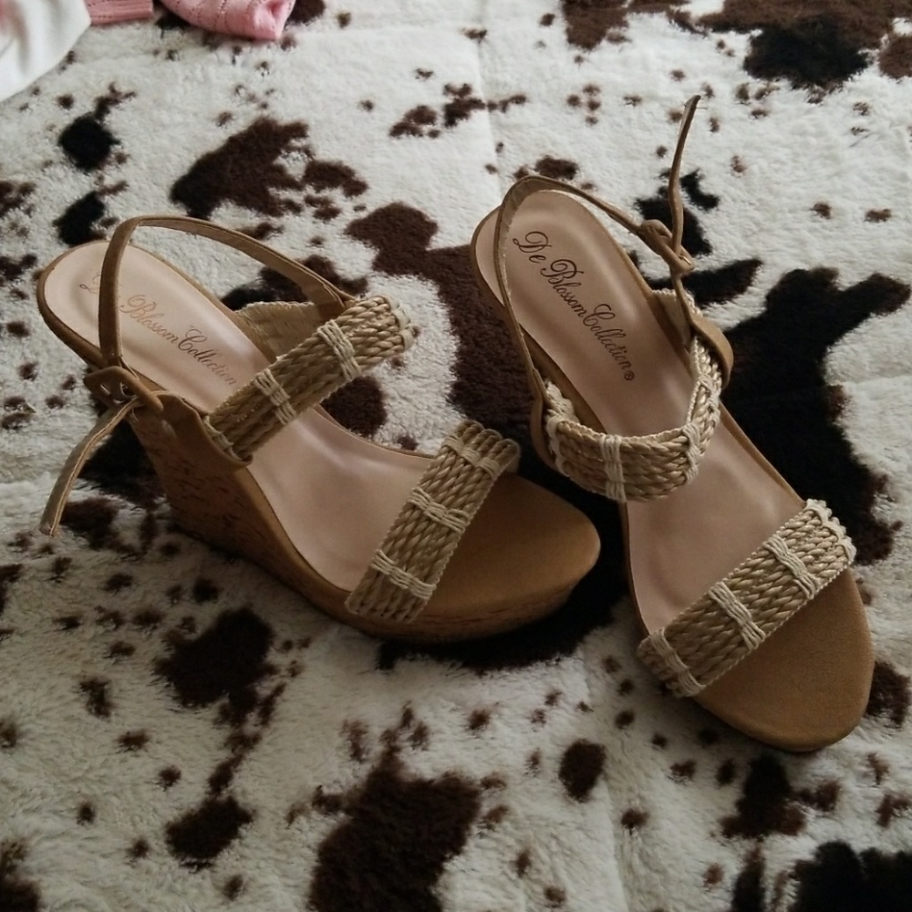 De Blossom Collection wedges